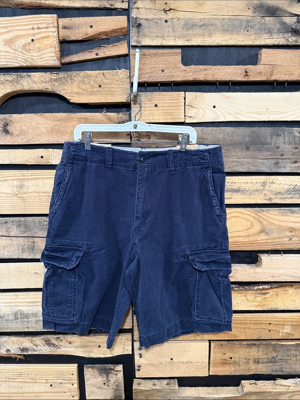 Y2K Vintage American Eagle Navy Blue Classic Cargo Distressed Shorts Size 36 NWT